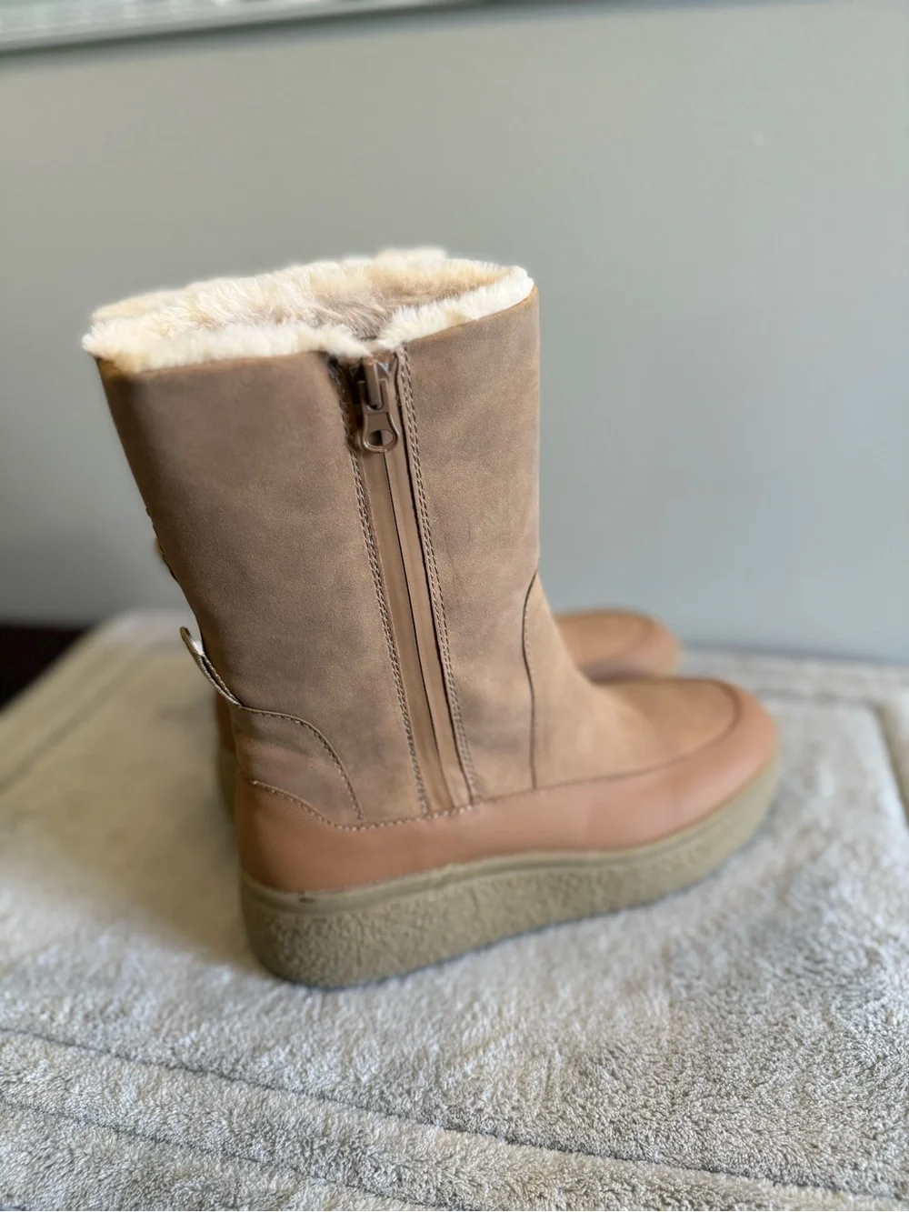 Rocket Dog Alora Tan Faux-Shearling Winter Boot with Side Zip